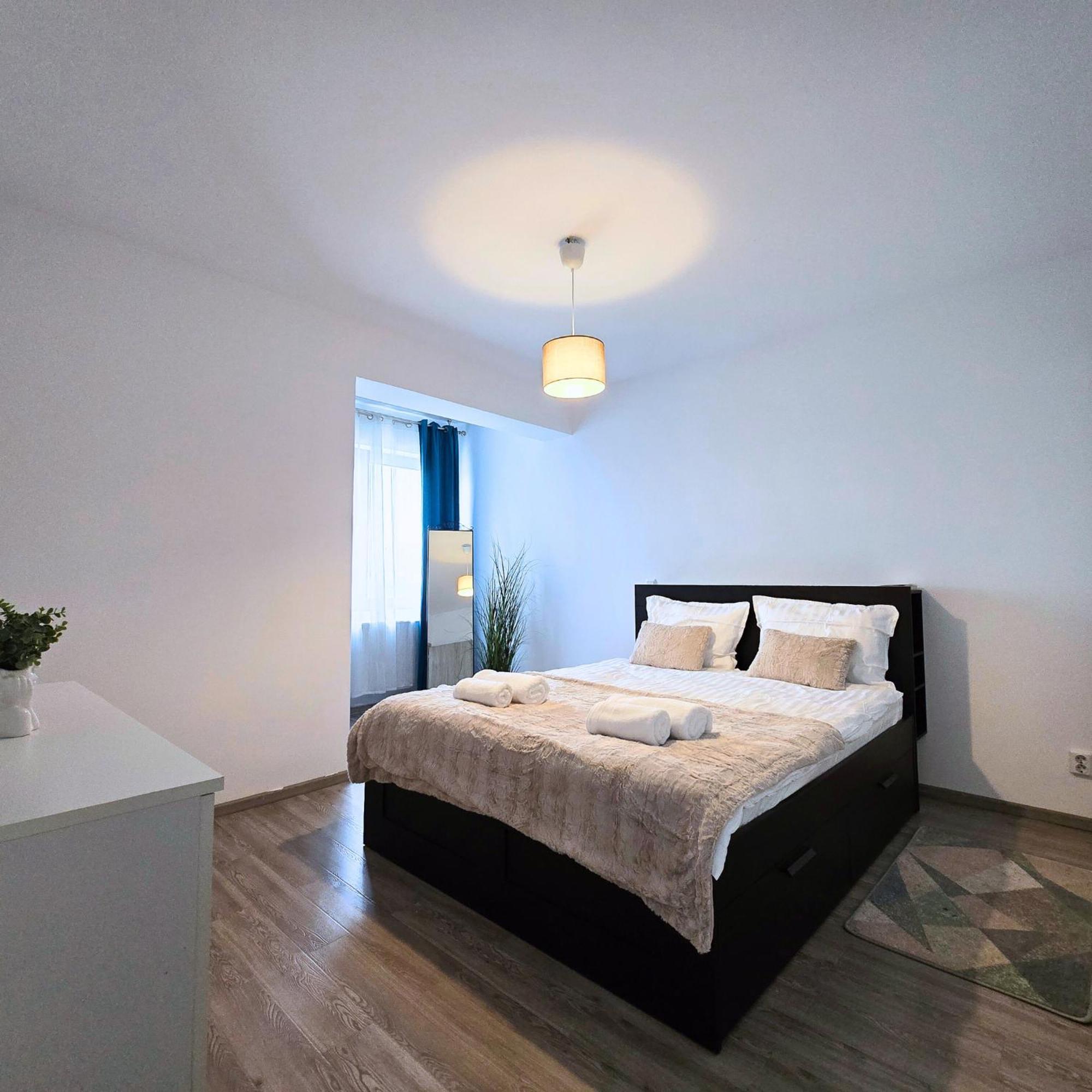 Apartment "Solar 48", Private Parking, One Bedroom Bucharest Exterior photo
